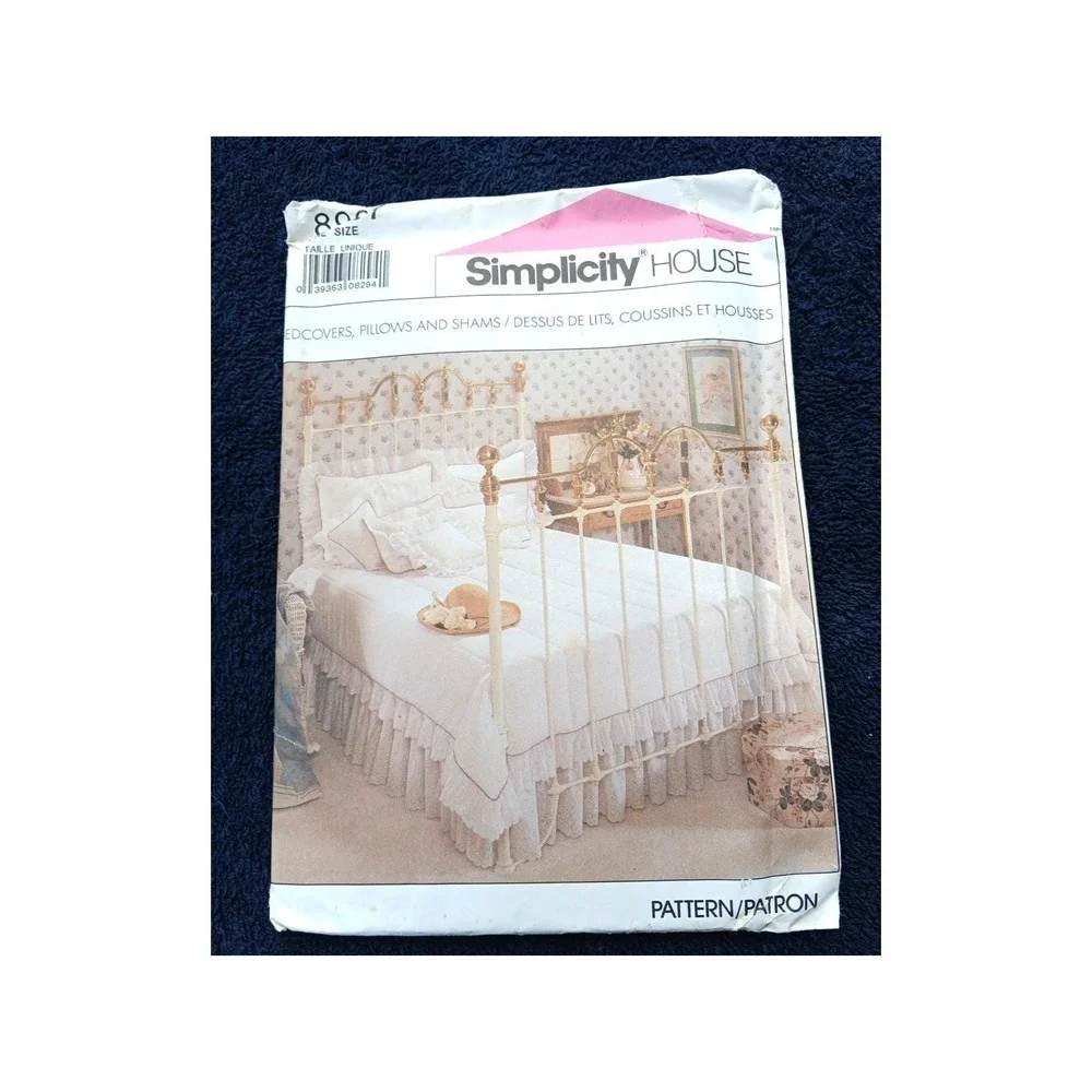 Simplicity House 8997 Bed‎ Covers Pillows & Shams Sewing Pattern UNCUT